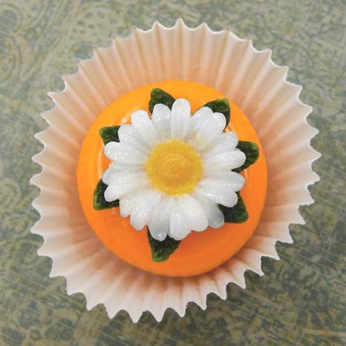 HG-161 Daisy Mango with White Flower $55 at Hunter Wolff Gallery